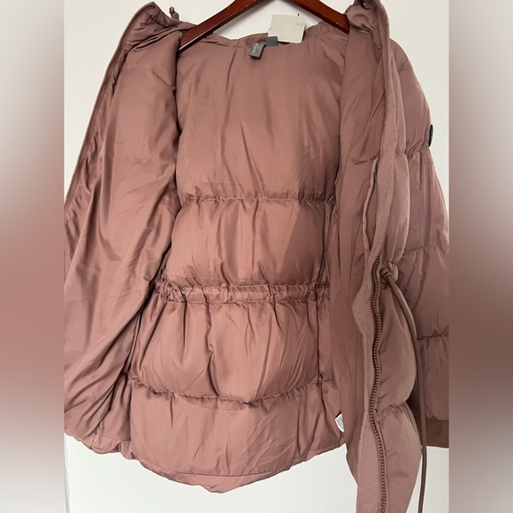 Sweaty Betty water resistant women’s puffer jacket - Picture 6 of 7